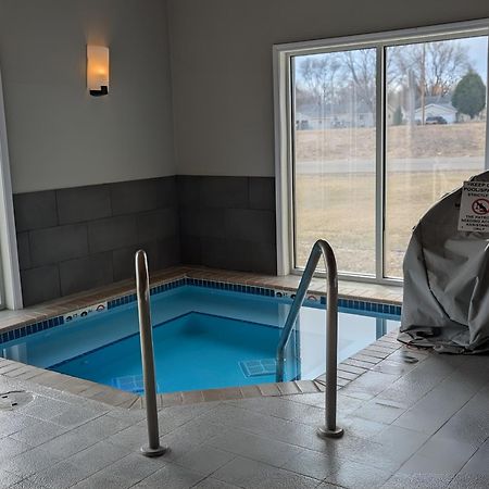 Country Inn & Suites By Radisson, Chippewa Falls, Wi Exteriör bild