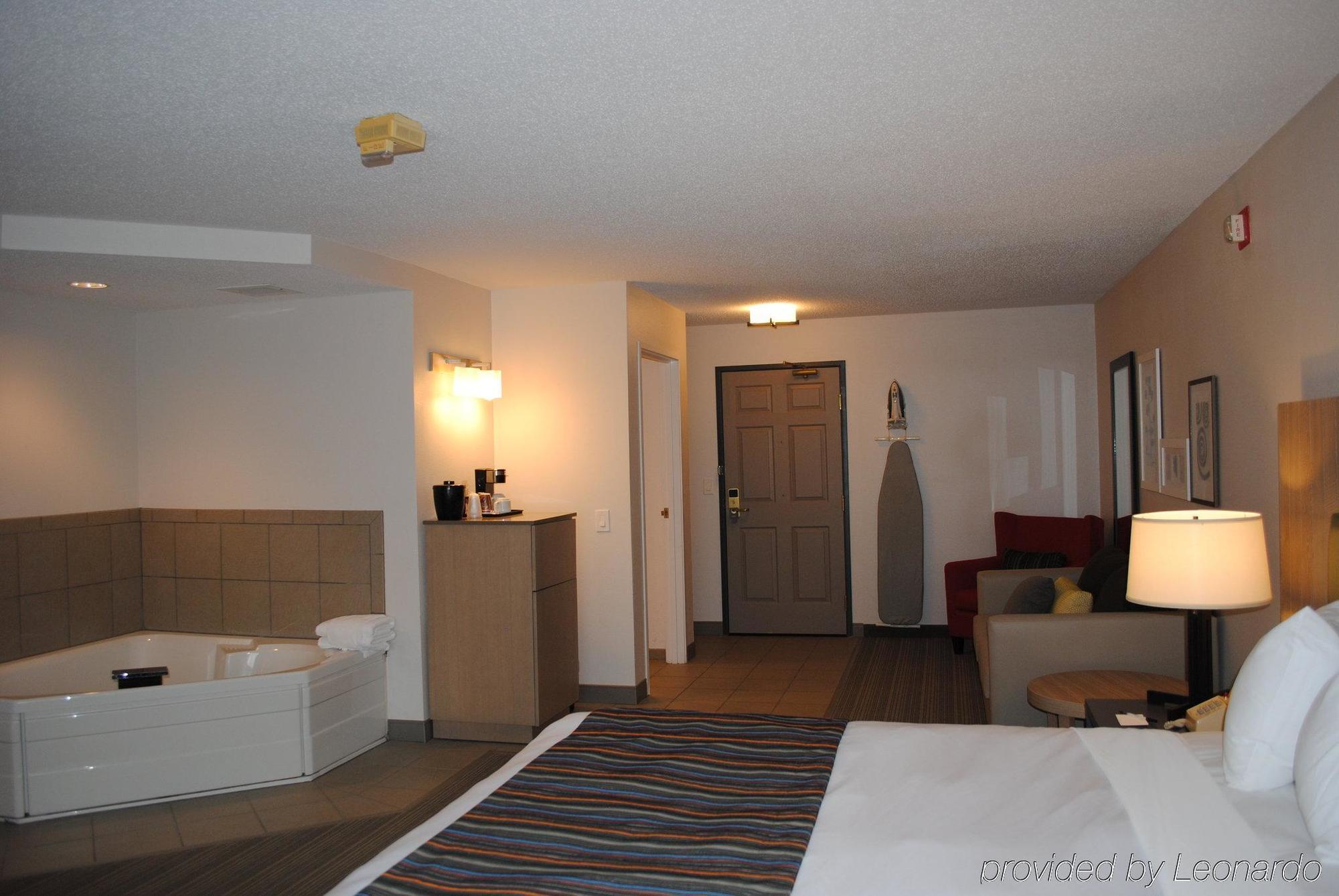Country Inn & Suites By Radisson, Chippewa Falls, Wi Exteriör bild