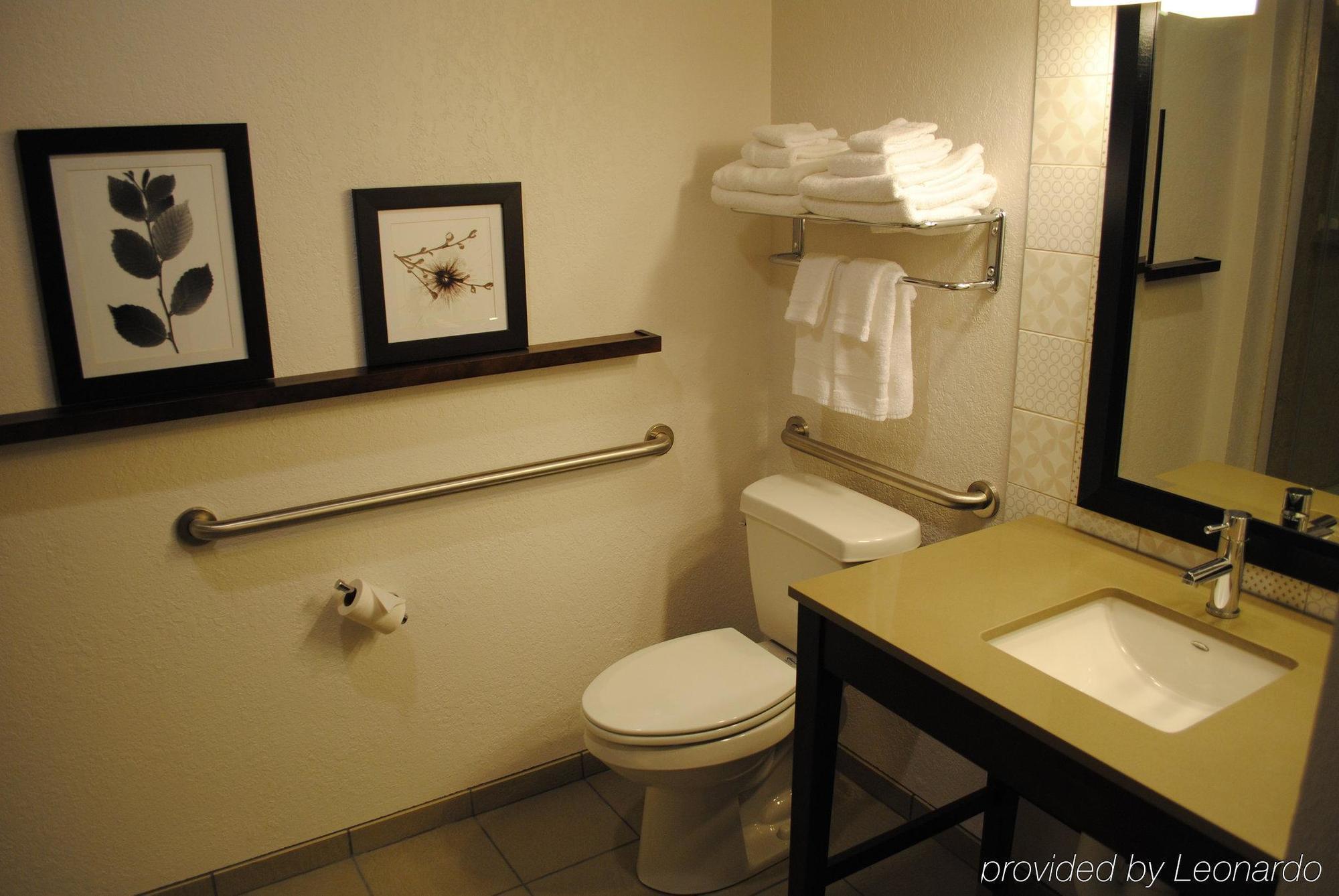 Country Inn & Suites By Radisson, Chippewa Falls, Wi Exteriör bild
